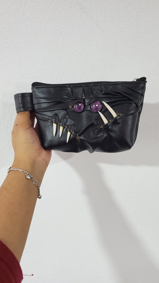 Cosmetiquera / Estuchera Monster